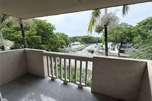 1800 Sans Souci Blvd, North Miami, FL 33181 - Photo 13