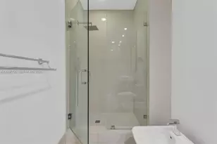 1300 S Miami Ave, Miami, FL 33130 - Photo 35