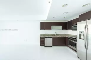 950 Brickell Bay Dr, Miami, FL 33131 - Photo 9
