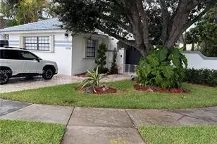 15158 NW 89th Ave, Miami Lakes, FL 33018 - Photo 5