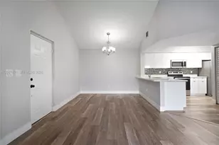 18840 NW 57th Ave, Hialeah, FL 33015 - Photo 5
