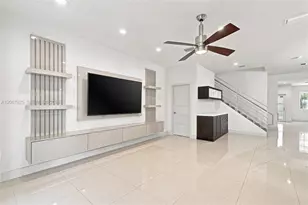 3237 NE 5th St, Pompano Beach, FL 33062 - Photo 9