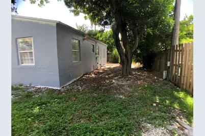2111 Monroe Ter #N/A, Hollywood, FL 33020 - Photo 21
