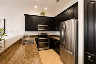 14708 SW 6th St, Pembroke Pines, FL 33027 - Photo 3