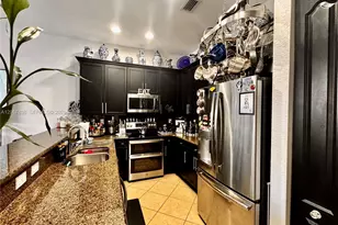 14708 SW 6th St, Pembroke Pines, FL 33027 - Photo 23