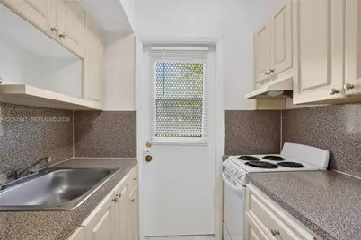 140 SW 30th Ct #134, Miami, FL 33135 - Photo 9