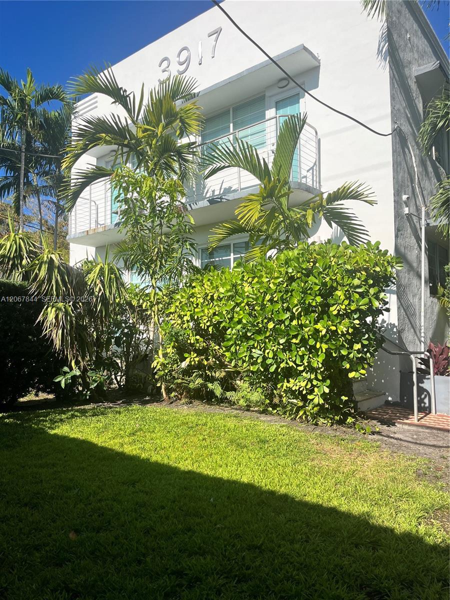 3917 N Meridian Ave #102 - 3917 N Meridian Ave #102, Miami Beach, FL 33140 Luxury Property | Jose Angel Pina