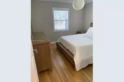 5886 SW 42nd St, Miami, FL 33155 - Photo 7