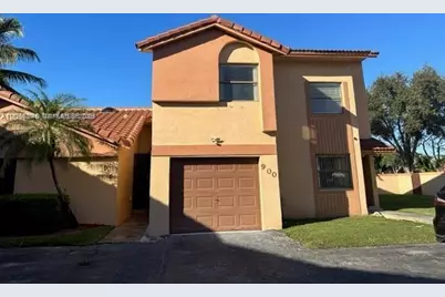 900 SW 113th Ter, Pembroke Pines, FL 33025 - Photo 35