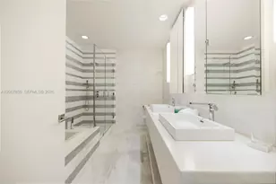 801 South Pointe Dr, Miami Beach, FL 33139 - Photo 13