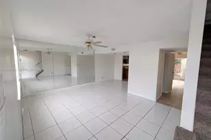 5664 Blueberry Ct, Lauderhill, FL 33313 - Photo 5