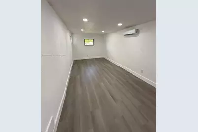 12001 NW 22nd Ave, Miami, FL 33167 - Photo 35