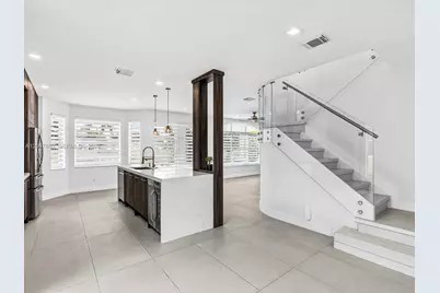 1800 NW 78th Ave, Pembroke Pines, FL 33024 - Photo 29