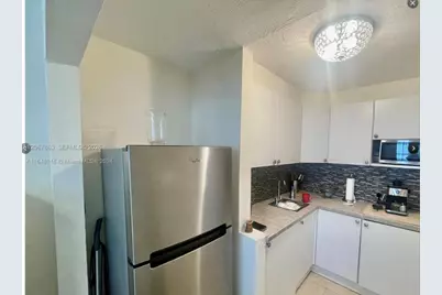 700 Biltmore Way #818, Coral Gables, FL 33134 - Photo 9