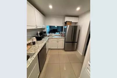 10000 NW 80th Ct #2337, Hialeah Gardens, FL 33016 - Photo 3