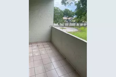 10000 NW 80th Ct #2337, Hialeah Gardens, FL 33016 - Photo 15
