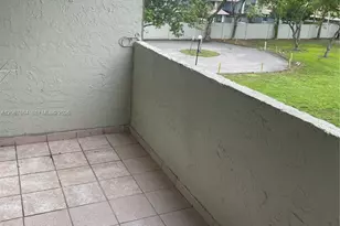 10000 NW 80th Ct, Hialeah Gardens, FL 33016 - Photo 15