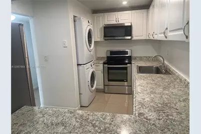 10000 NW 80th Ct #2337, Hialeah Gardens, FL 33016 - Photo 17