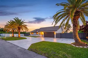 28451 SW 164th Ave, Homestead, FL 33033 - Photo 1