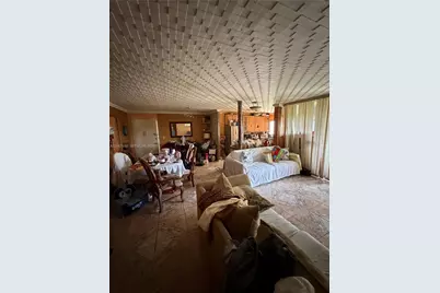 952 NE 199th St #2N, Miami, FL 33179 - Photo 1