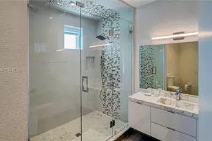 2890 NE 28th St, Fort Lauderdale, FL 33306 - Photo 29
