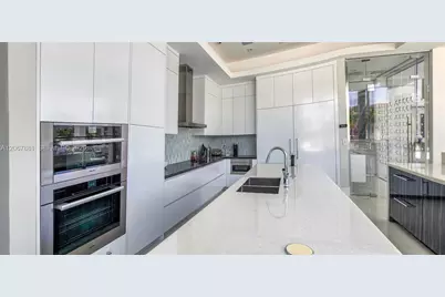 2890 NE 28th St, Fort Lauderdale, FL 33306 - Photo 13