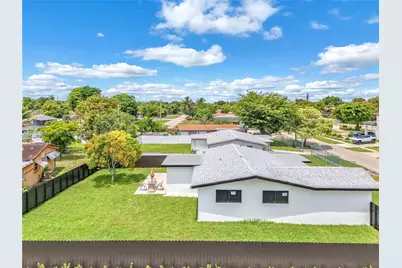 2840 SW 5th St, Fort Lauderdale, FL 33312 - Photo 33
