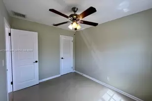 949 W Kalmia Dr, Lake Park, FL 33403 - Photo 5