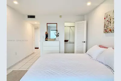 8000 Harding Ave #7E, Miami Beach, FL 33141 - Photo 15