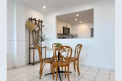 8000 Harding Ave #7E, Miami Beach, FL 33141 - Photo 7