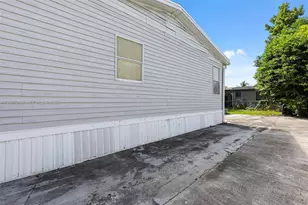 19800 SW 180 Ave #359/360, Miami, FL 33187 - Photo 35