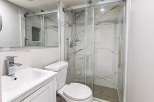 14124 Kendale Lakes Circle, Miami, FL 33183 - Photo 13