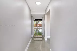 14124 Kendale Lakes Circle, Miami, FL 33183 - Photo 3