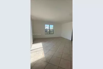 1165 98 #403, Bay Harbor Islands, FL 33154 - Photo 3