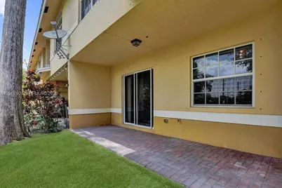 1363 Avon Ln, North Lauderdale, FL 33068 - Photo 37