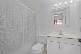 8095 NW 8th St, Miami, FL 33126 - Photo 11