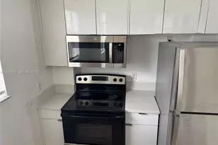 520 SW 5th St, Miami, FL 33130 - Photo 11