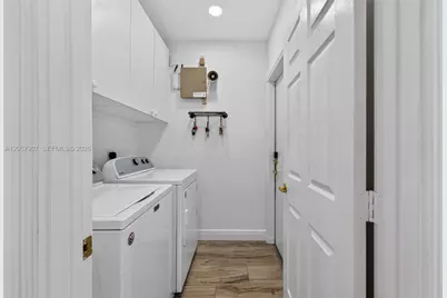 10471 S Utopia Cir S, Boynton Beach, FL 33437 - Photo 15