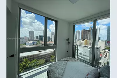 227 NE 2nd St #1606, Miami, FL 33132 - Photo 7