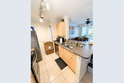 2457 Centergate Dr #203, Miramar, FL 33025 - Photo 21