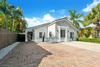 16520 SW 99th St, Miami, FL 33196 - Photo 1