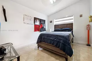 16520 SW 99th St, Miami, FL 33196 - Photo 11