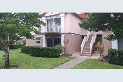 1276 SW 113th Ter #104, Pembroke Pines, FL 33025 - Photo 1