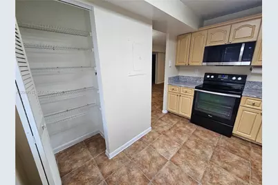 1276 SW 113th Ter #104, Pembroke Pines, FL 33025 - Photo 7