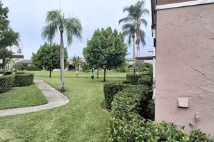 1276 SW 113th Terrace, Pembroke Pines, FL 33025 - Photo 17