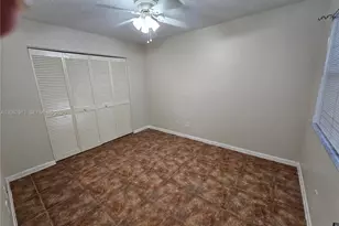 1276 SW 113th Terrace, Pembroke Pines, FL 33025 - Photo 13