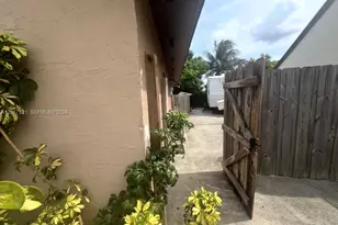 12242 SW 210th St, Miami, FL 33177 - Photo 55