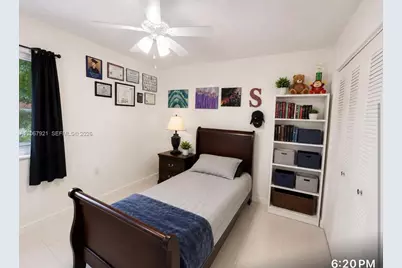 12242 SW 210th St, Miami, FL 33177 - Photo 9