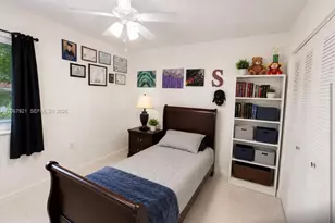 12242 SW 210th St, Miami, FL 33177 - Photo 9
