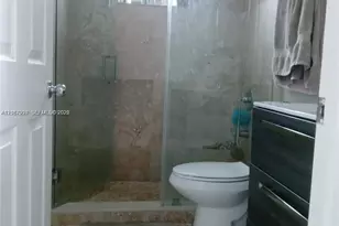 7211 W 24th Ave, Hialeah, FL 33016 - Photo 17